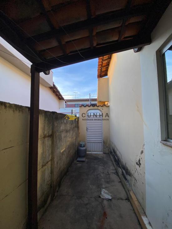 casa-venda-centro-piumhi-1020519